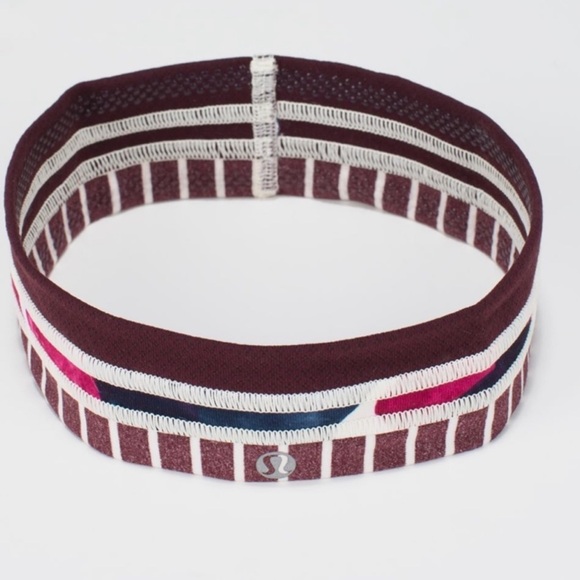 Lot of 4 Vintage Lululemon Handbands EUC - Picture 2 of 5